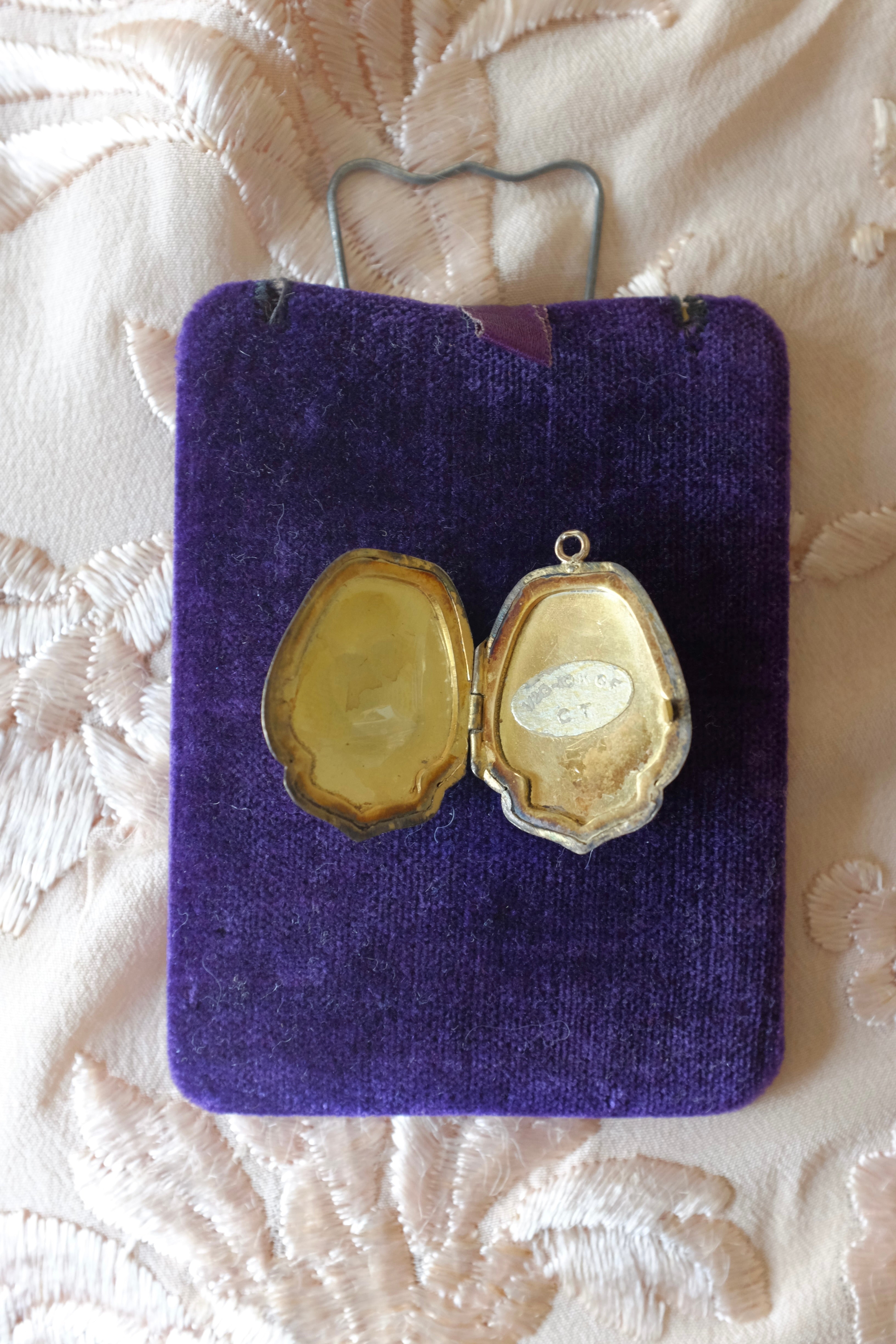 Vintage Gold Filled Locket