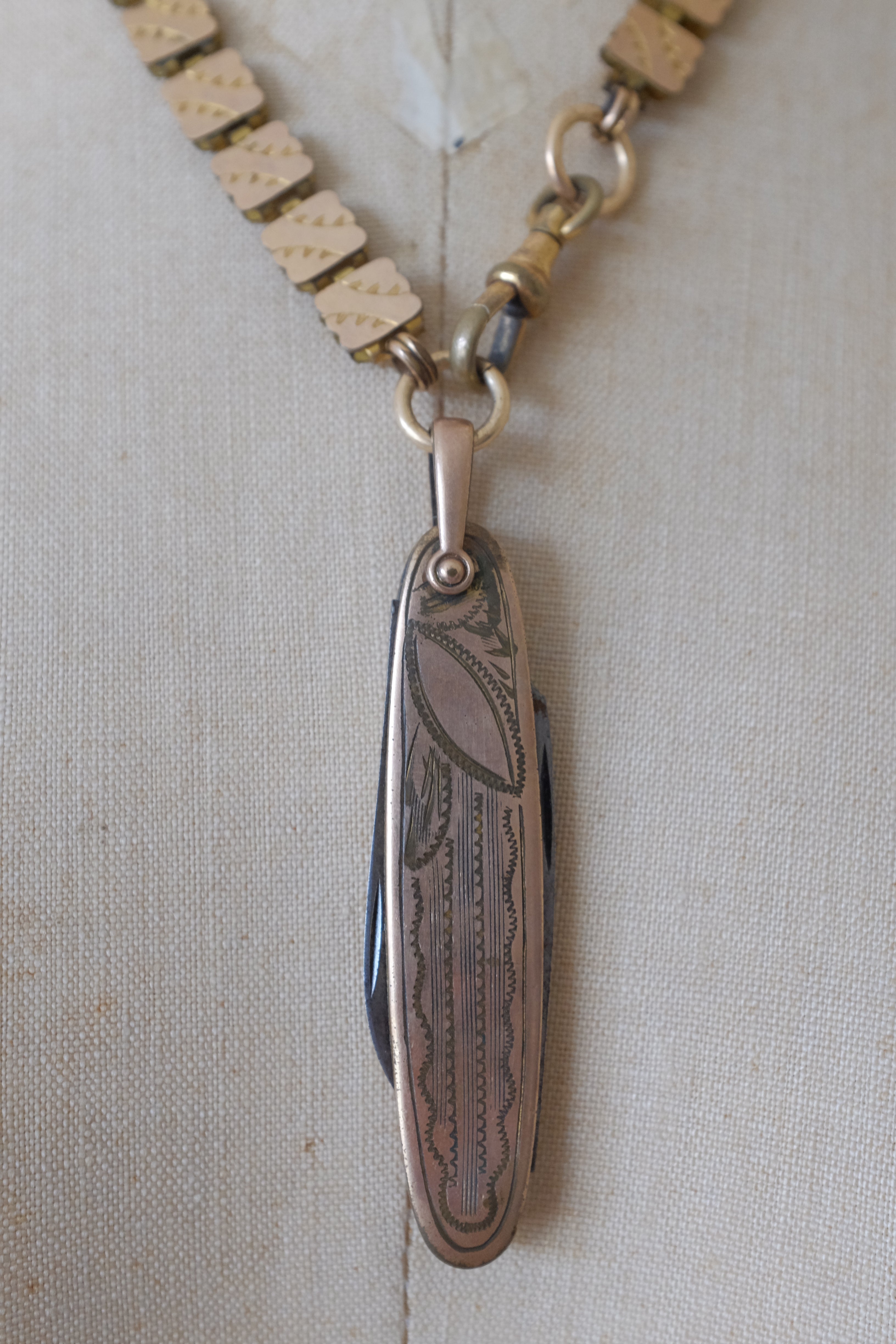 Pocketknife Necklace