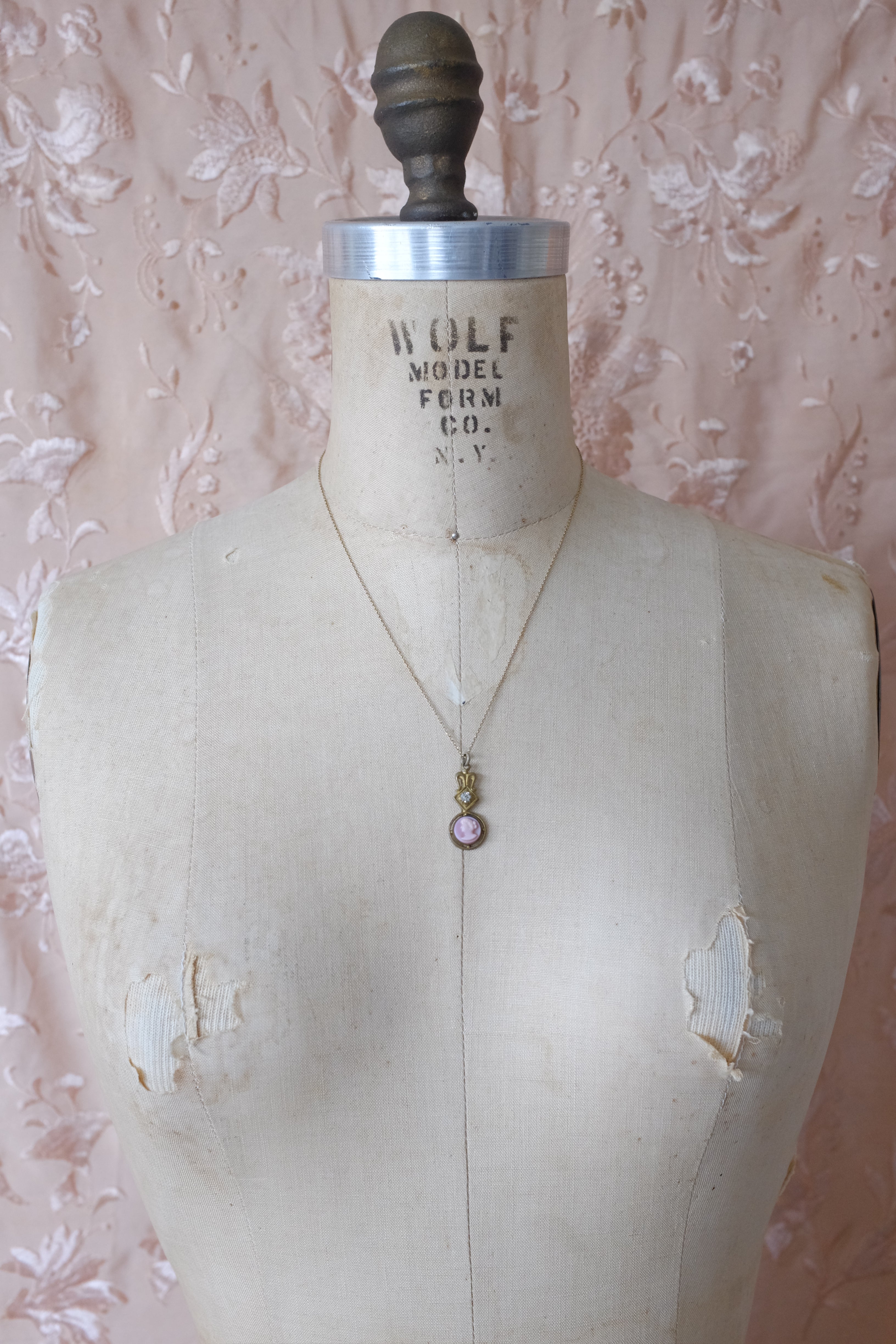 Antique Gold Filled Pink Cameo Necklace