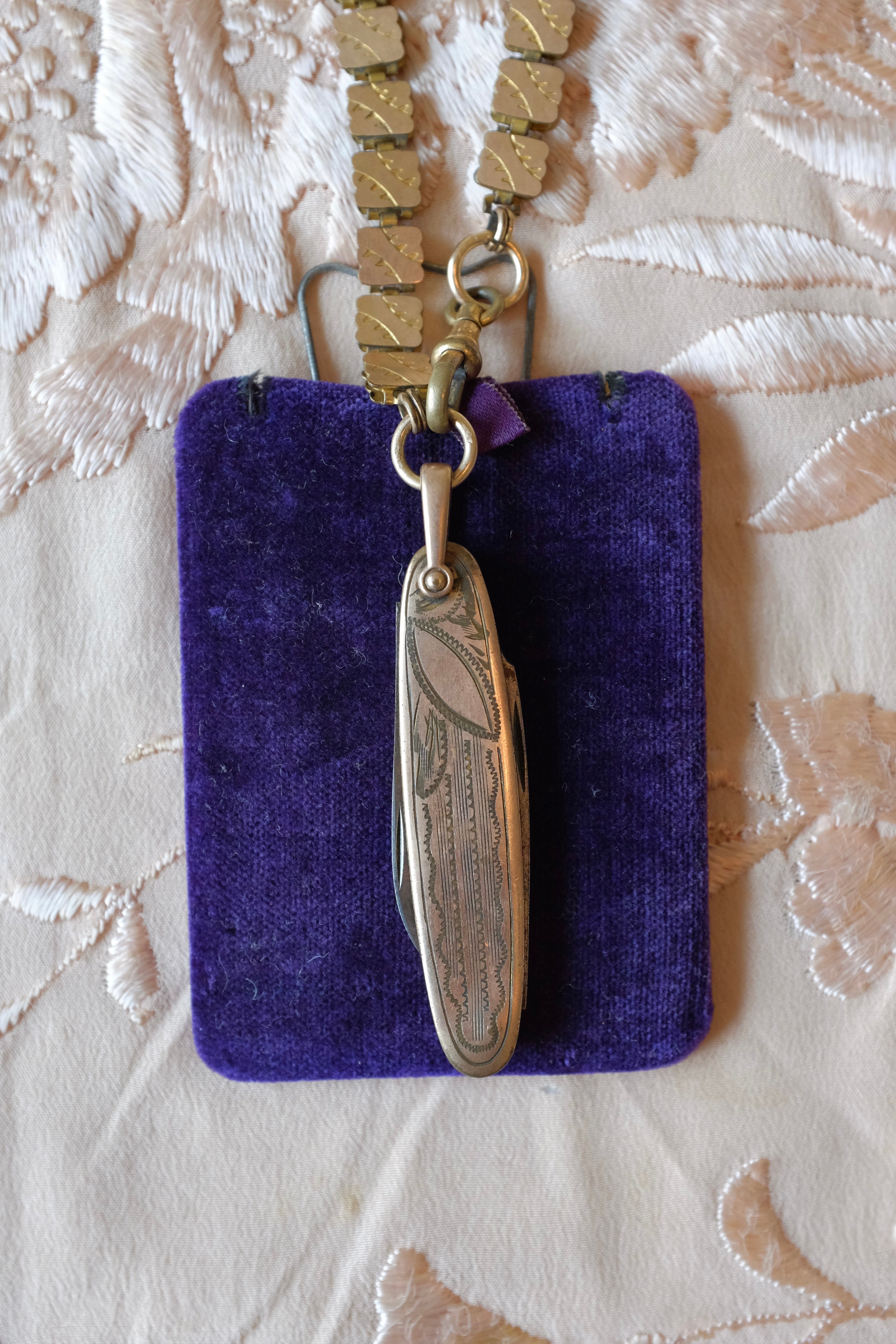 Pocketknife Necklace