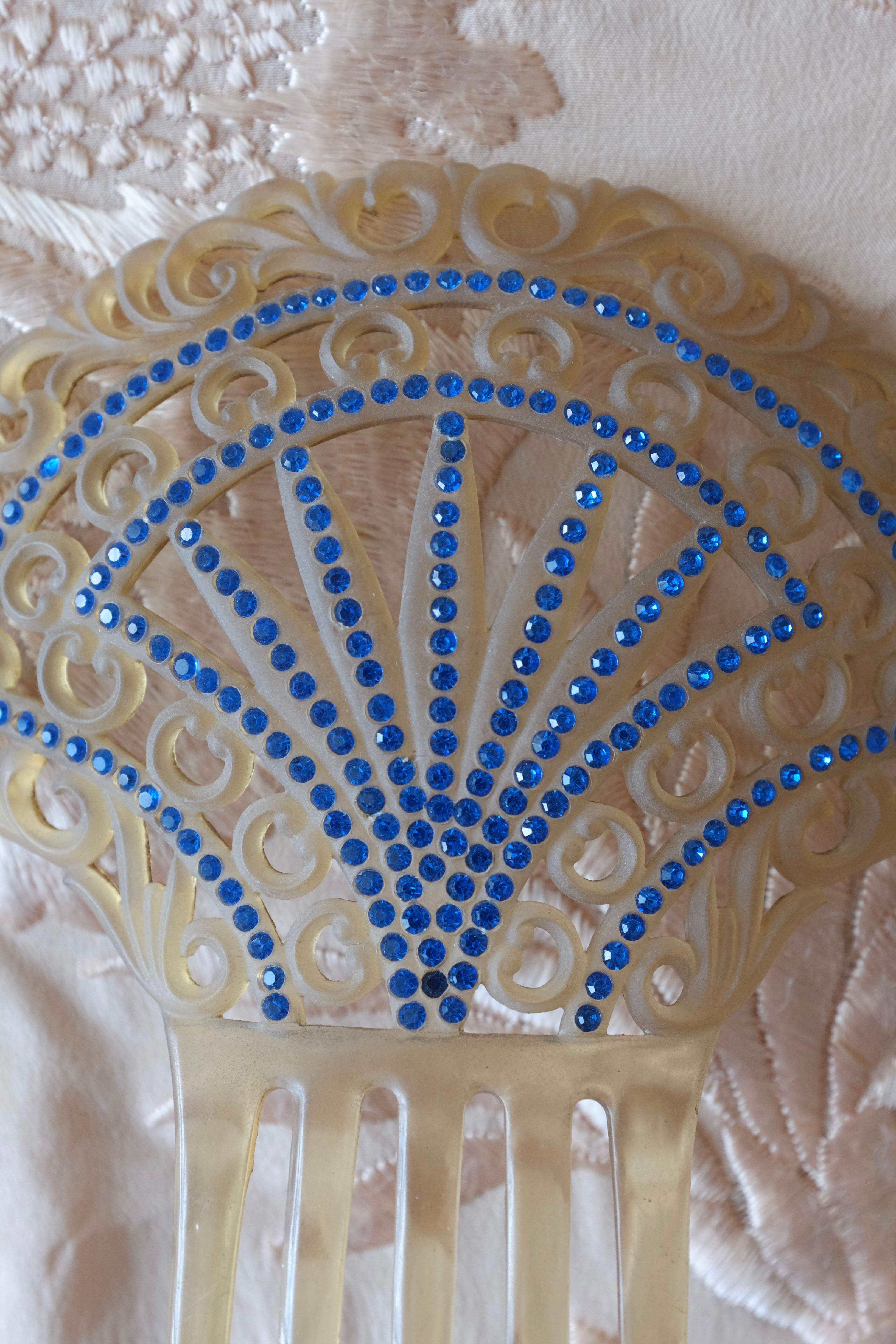 Vintage Art Deco Rhinestone & Celluloid Hair Comb