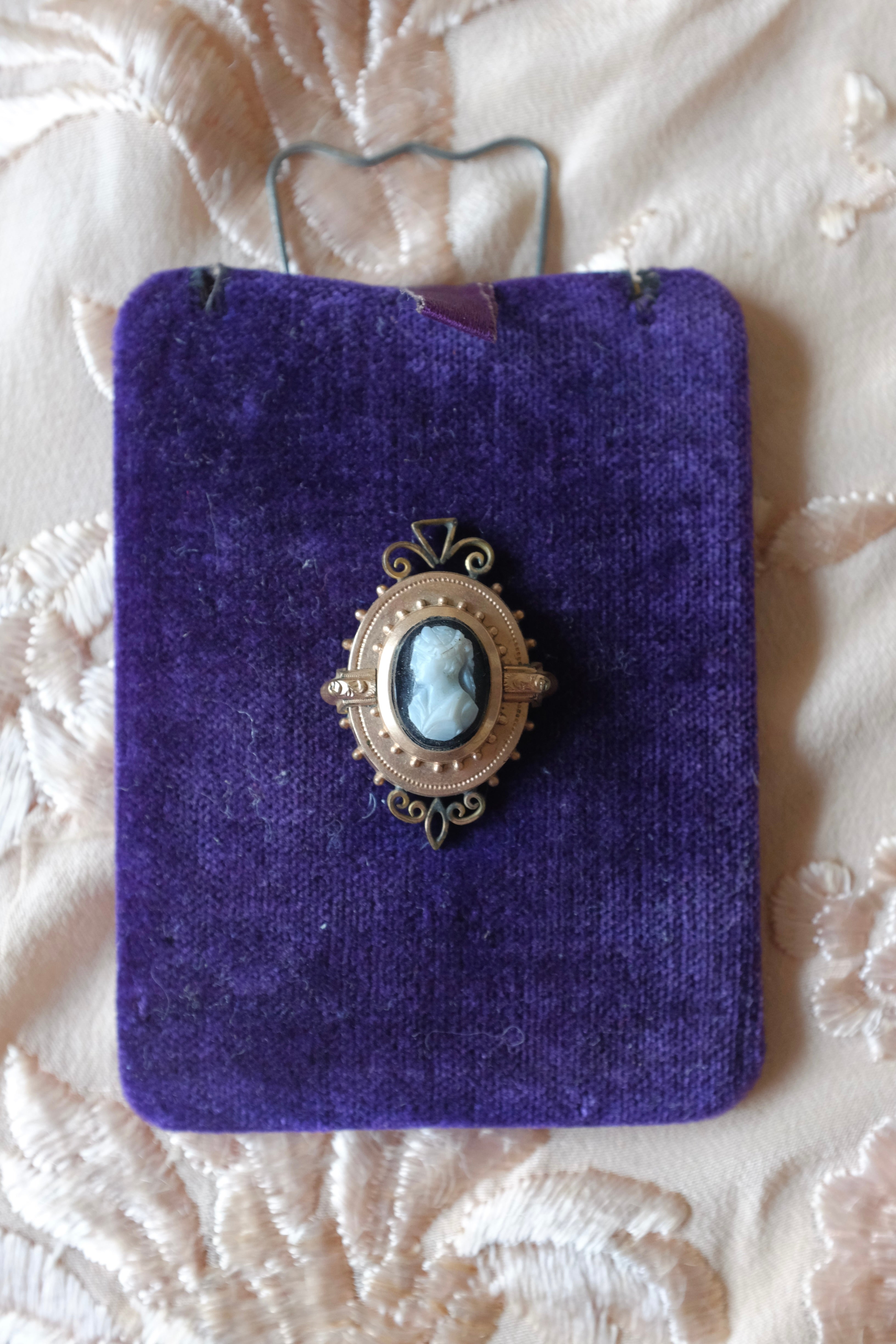 Antique Gold Filled Cameo Pendant