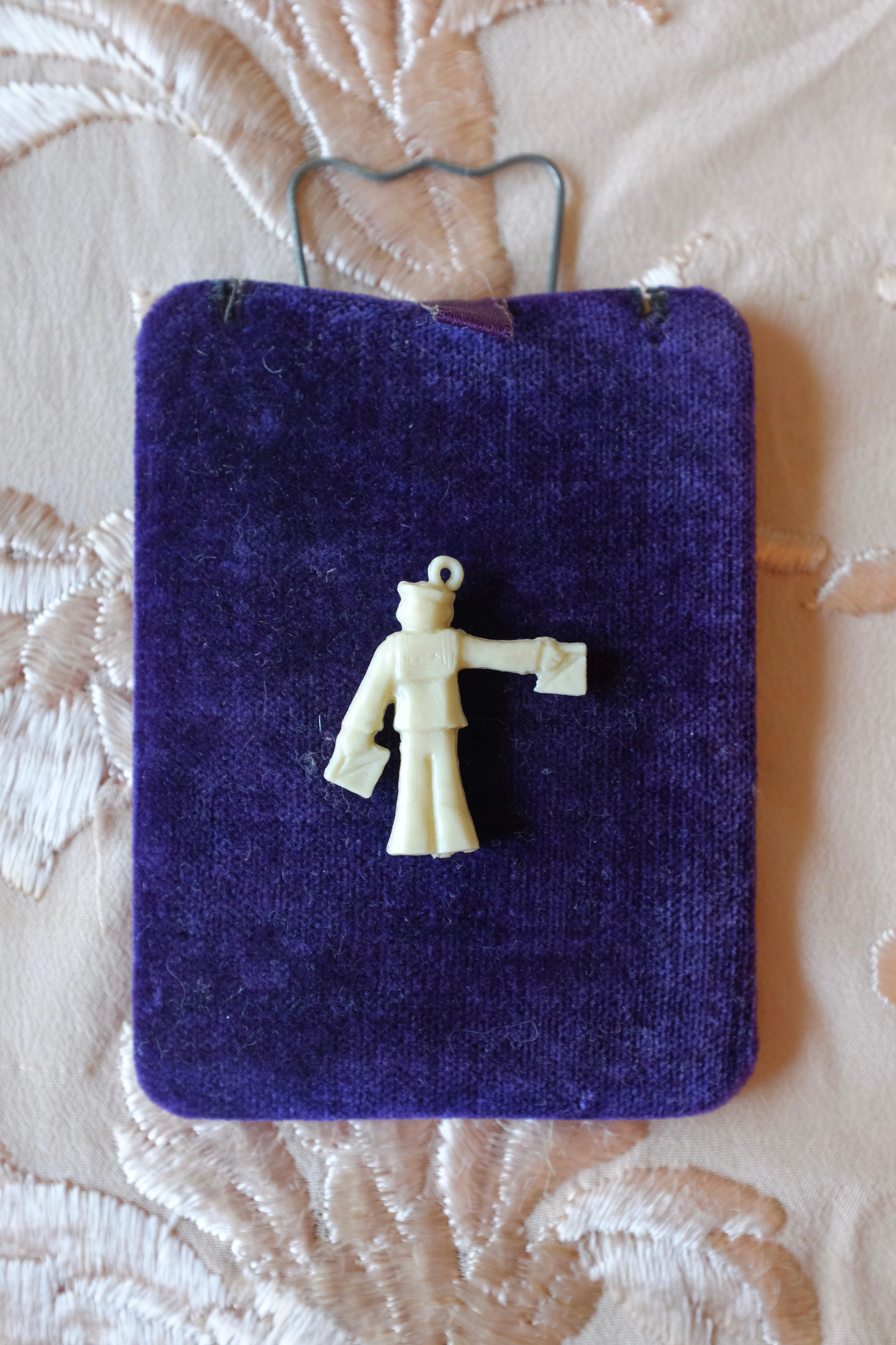 Vintage Flag Holder Gumball Charm