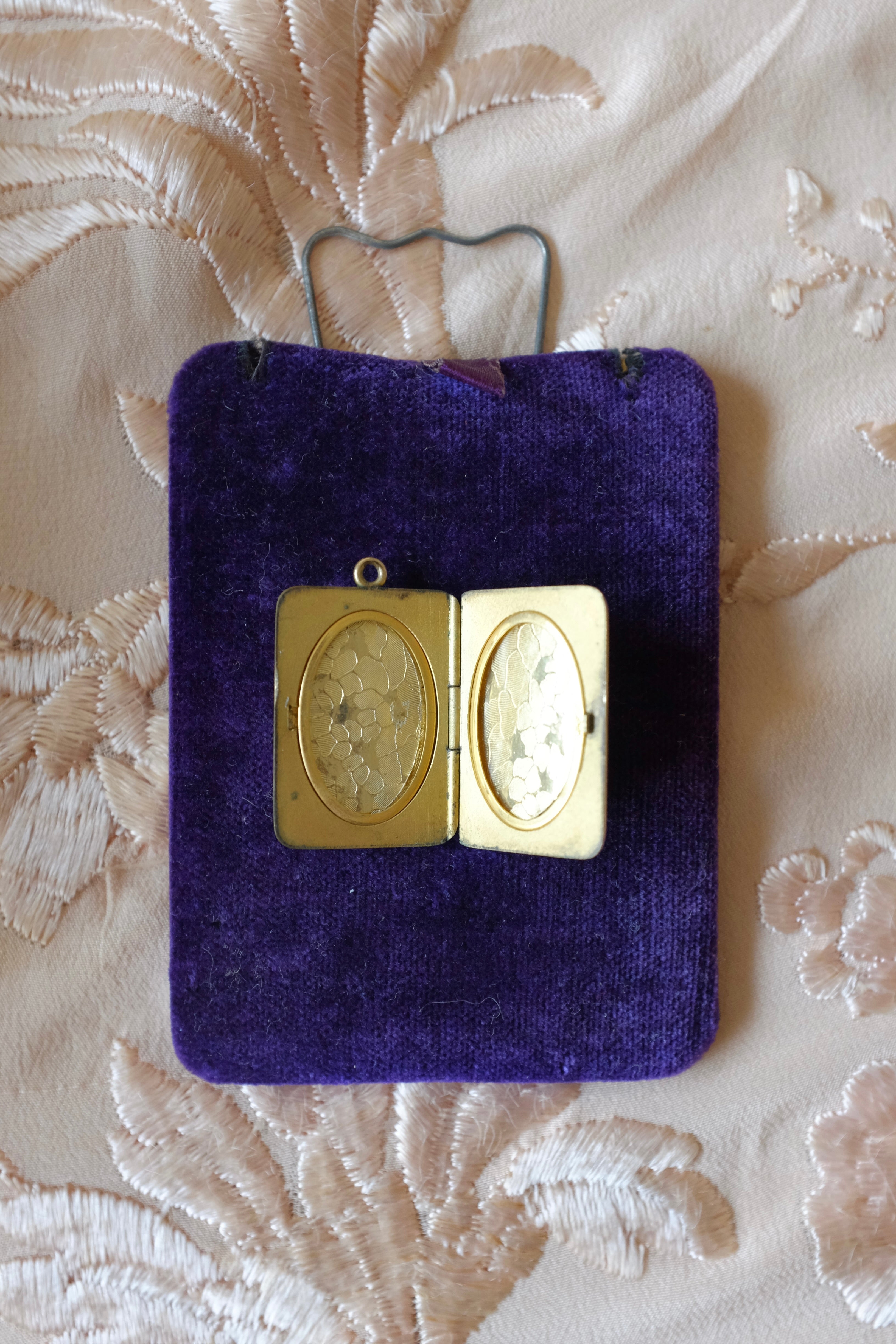 Vintage Gold Filled Floral Geo Locket