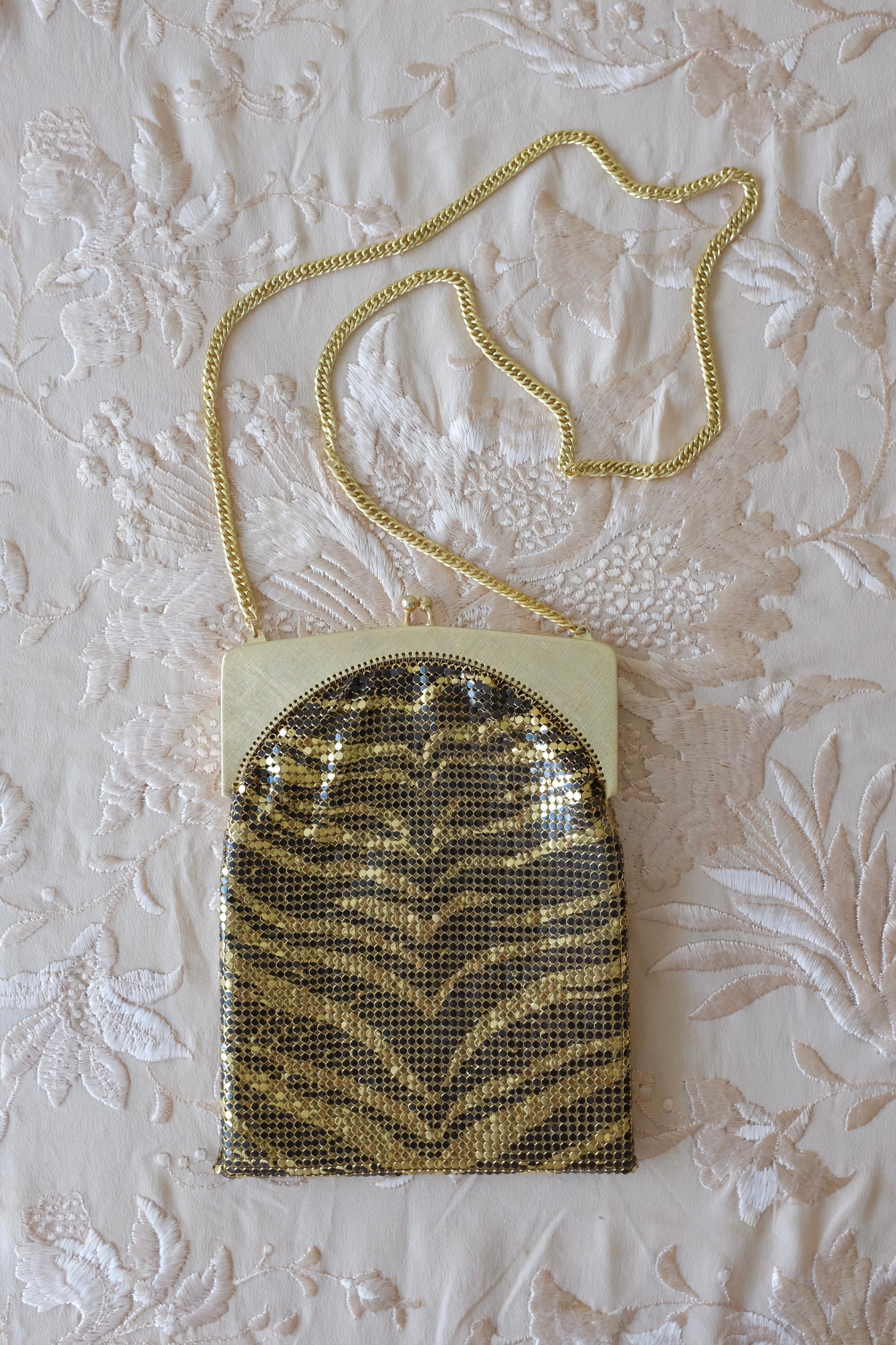 Vintage Tiger Print Metal Mesh Bag